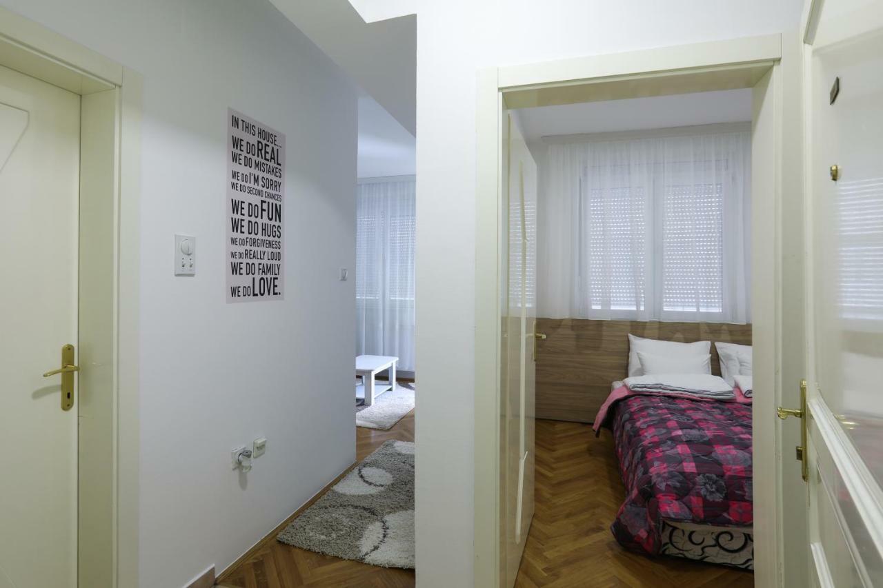 Apartment Promenada 35 โนวีซาด ภายนอก รูปภาพ